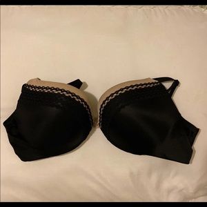 Victoria’s Secret pushup